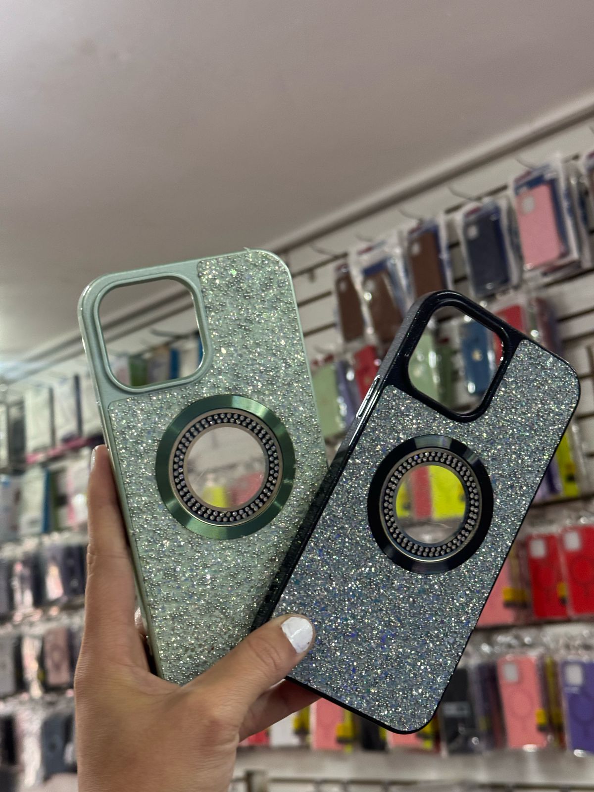 FUNDAS DE DISEÑOS Y BRILLOS